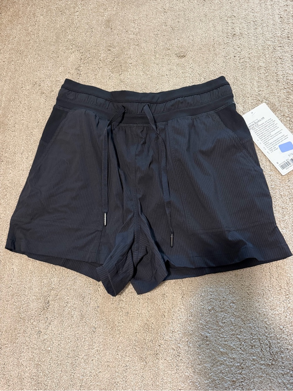 Lululemon Dance Studio HR Short 3.5"